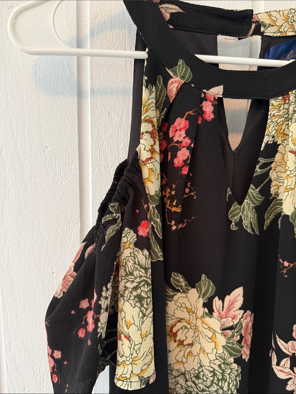 Blue Rair Floral Cold-Shoulder Drees - Picture 2 of 4